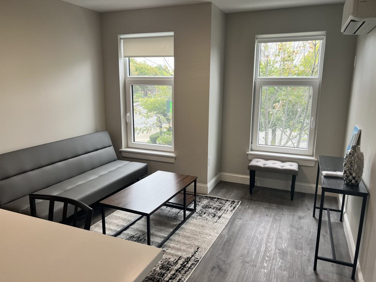 882 Massachusetts Ave - Photo 2 of 10