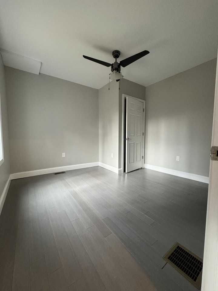 16 Winslow Avenue #1 - Photo 5 of 11