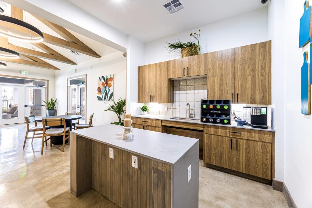 613 E Wells Branch Pkwy - Photo 6 of 10