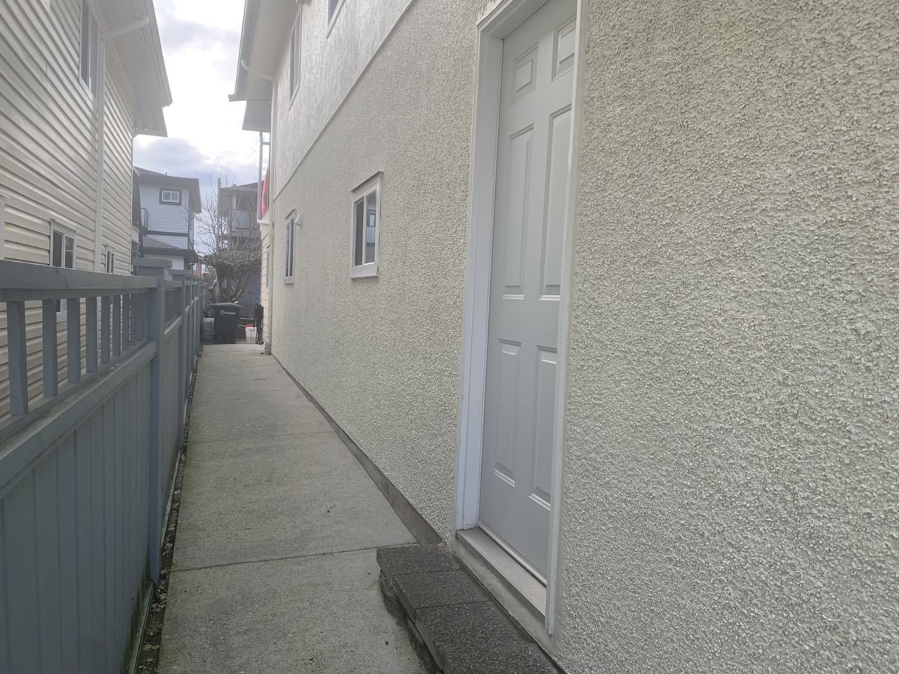 7649 Burgess Street - Photo 3 of 20