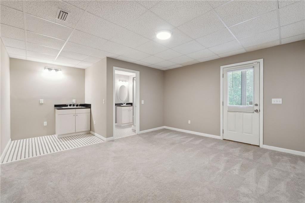 58 Arabian Ct #1 - Photo 3 of 10