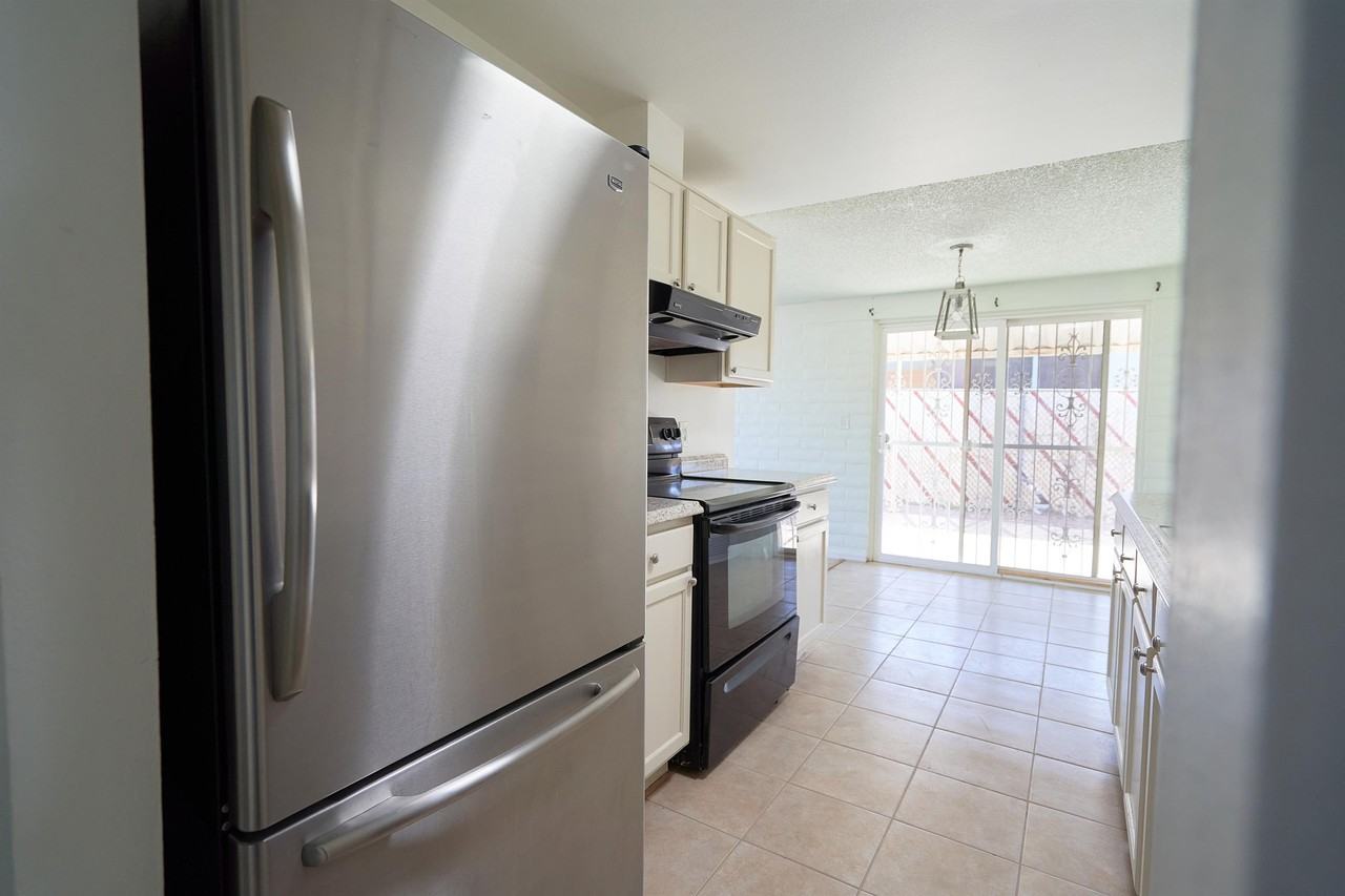 3410 S Mann Ave #1 - Photo 5 of 22