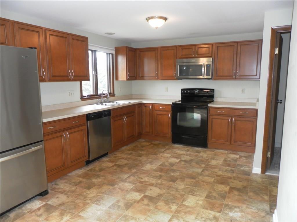 22 Lower Hill Ln - Photo 3 of 22