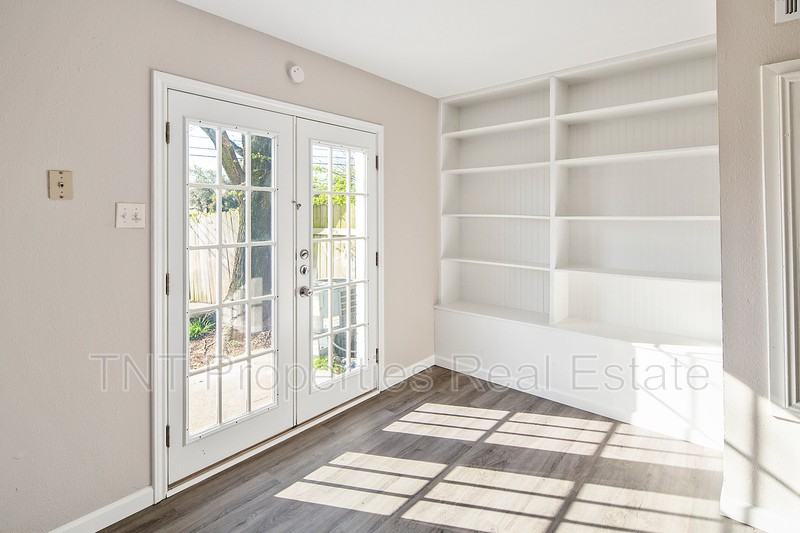 2914 Prairie Flower Cir #A - Photo 7 of 19