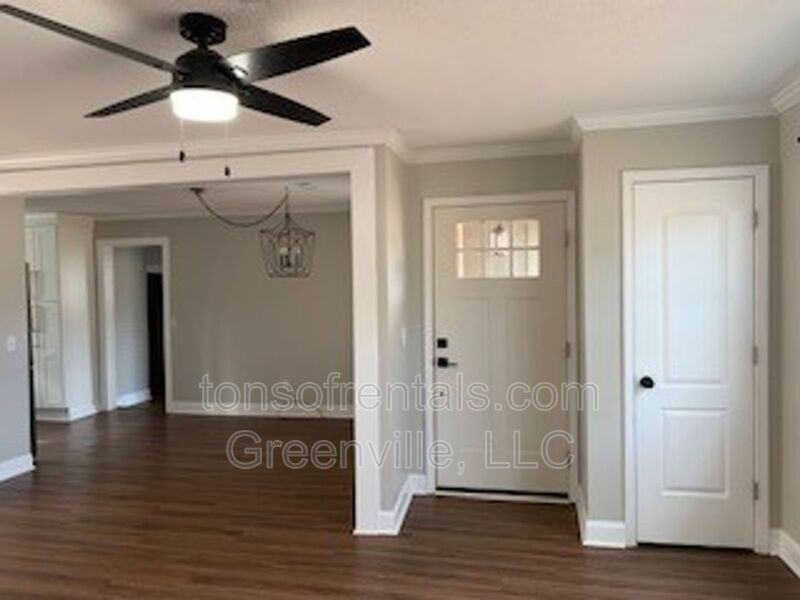 97 Parker St - Photo 2 of 19