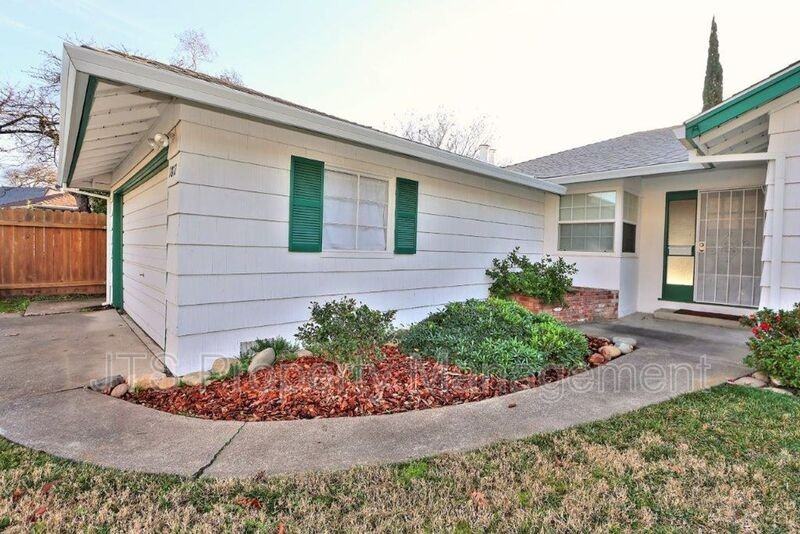 1817 Vesta Way - Photo 3 of 46