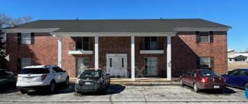 featured image of 2037 S River St