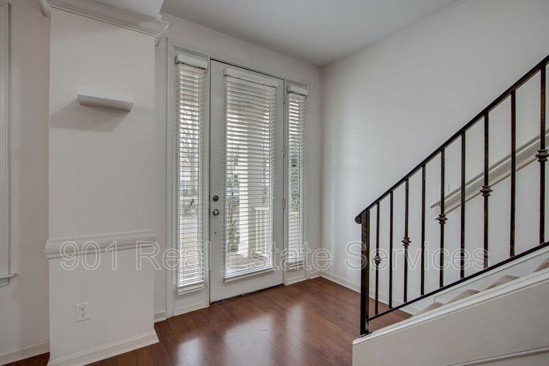 1234 Misty Isle Dr - Photo 3 of 31