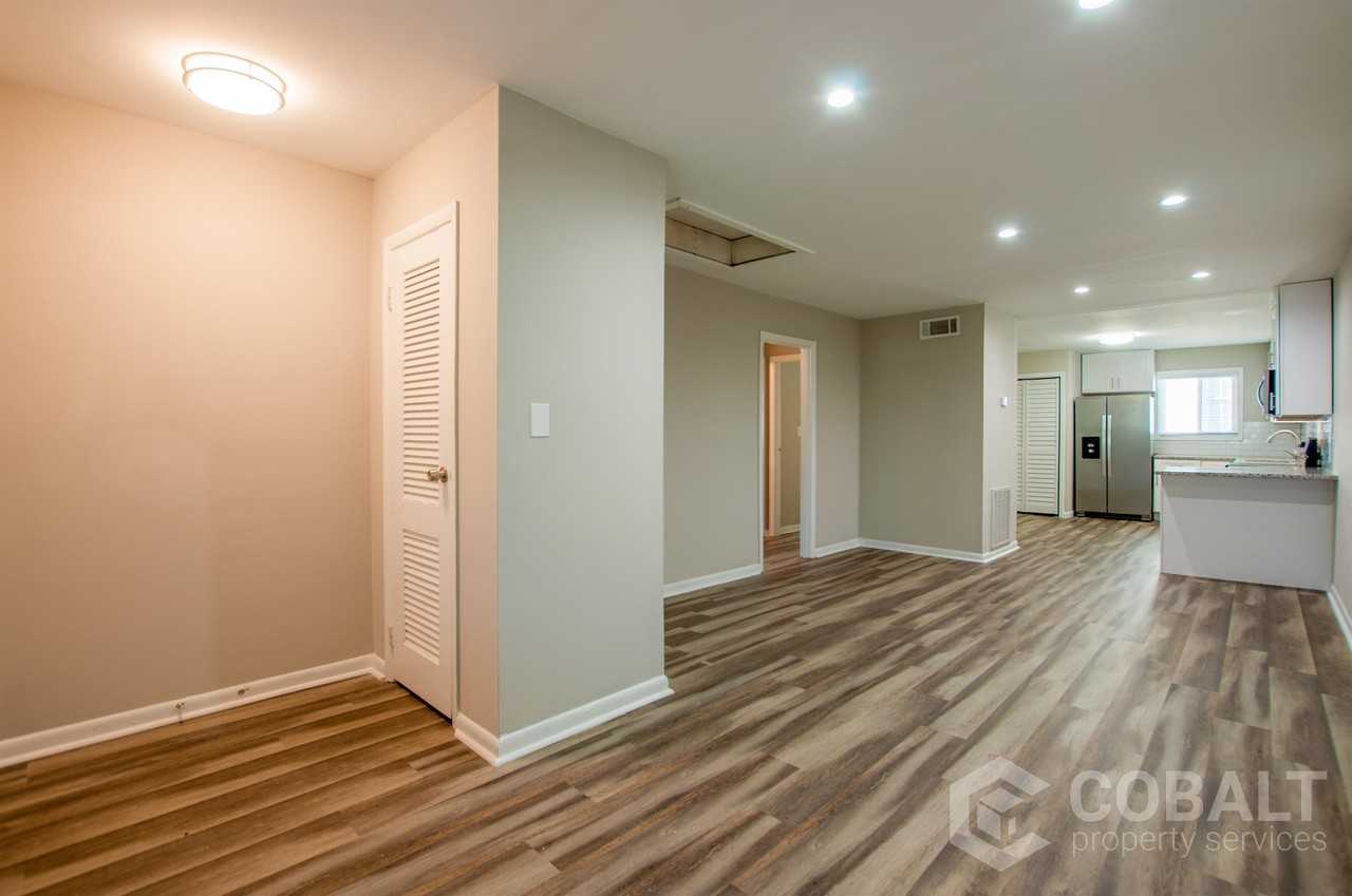 78 Sheridan Drive - Photo 2 of 50