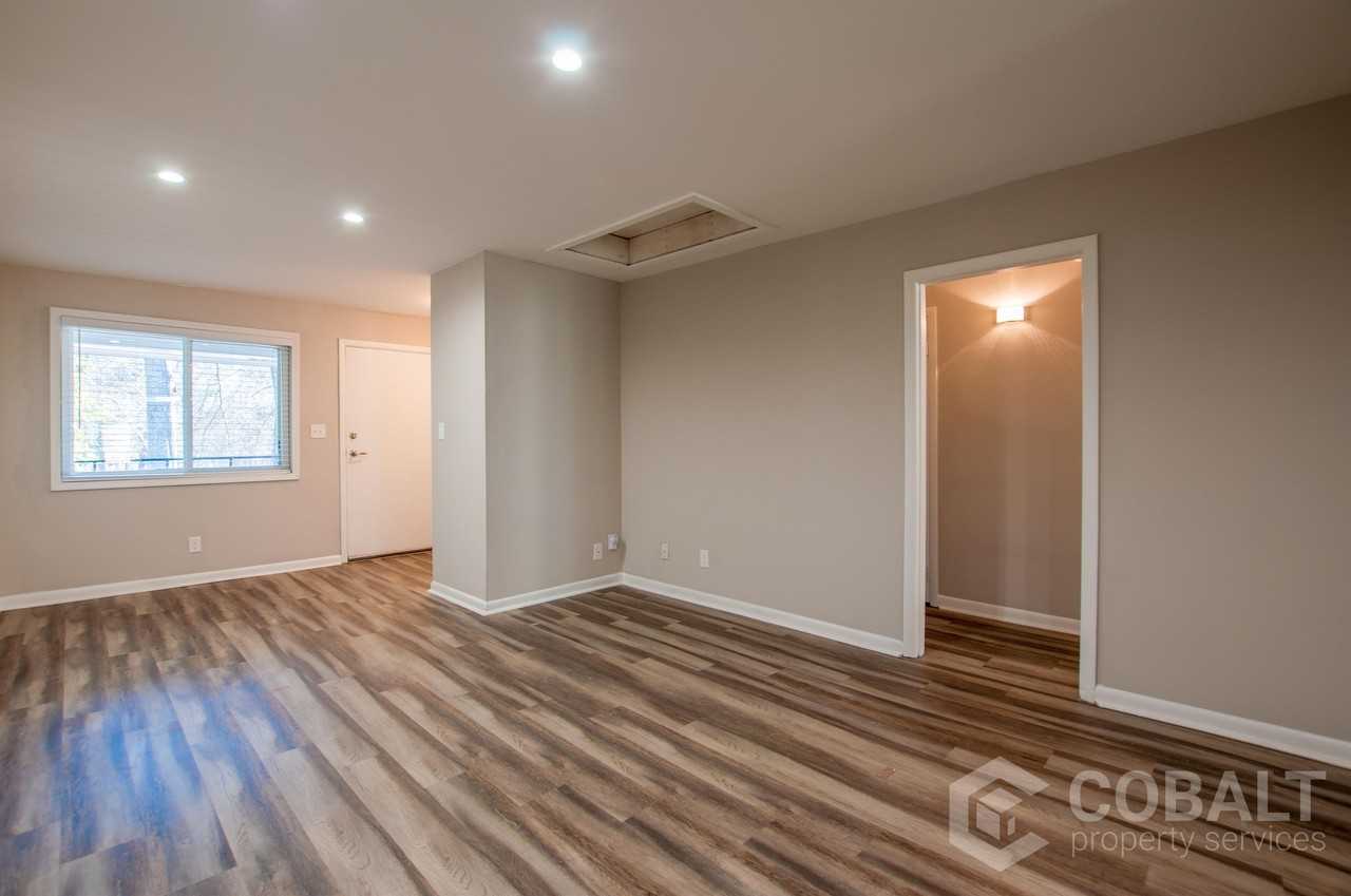 78 Sheridan Drive - Photo 3 of 50