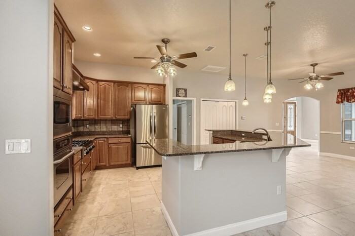 13110 Manistee Rd - Photo 2 of 17