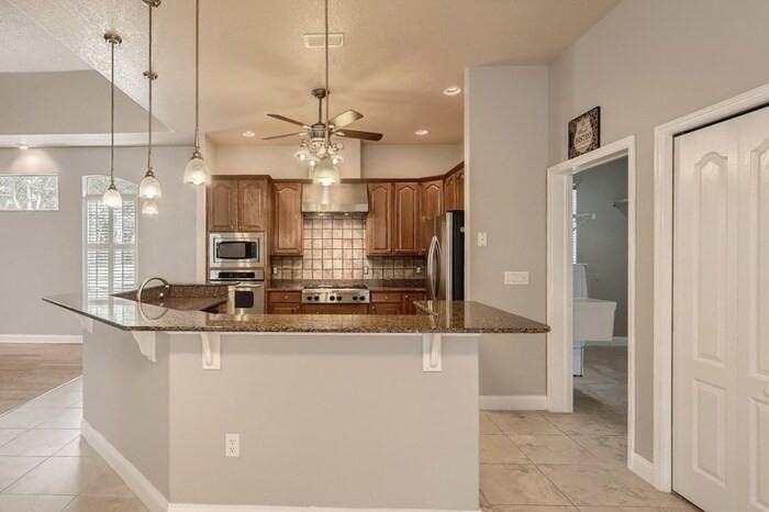 13110 Manistee Rd - Photo 3 of 17