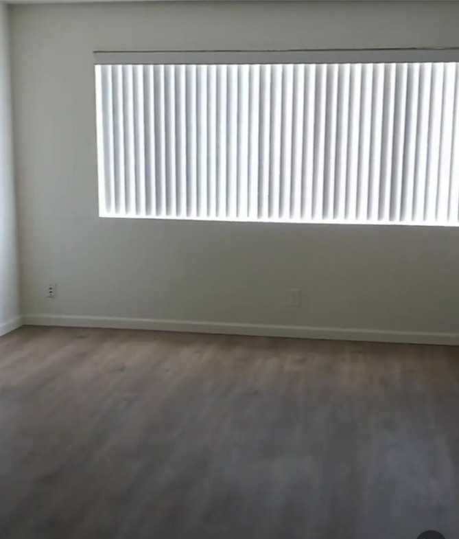 4244 E 5th St #7 - Photo 3 of 5