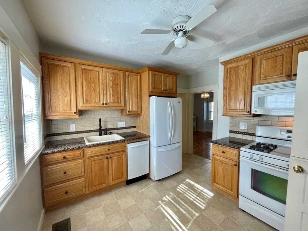 222 Holbrook Rd #1 - Photo 2 of 16