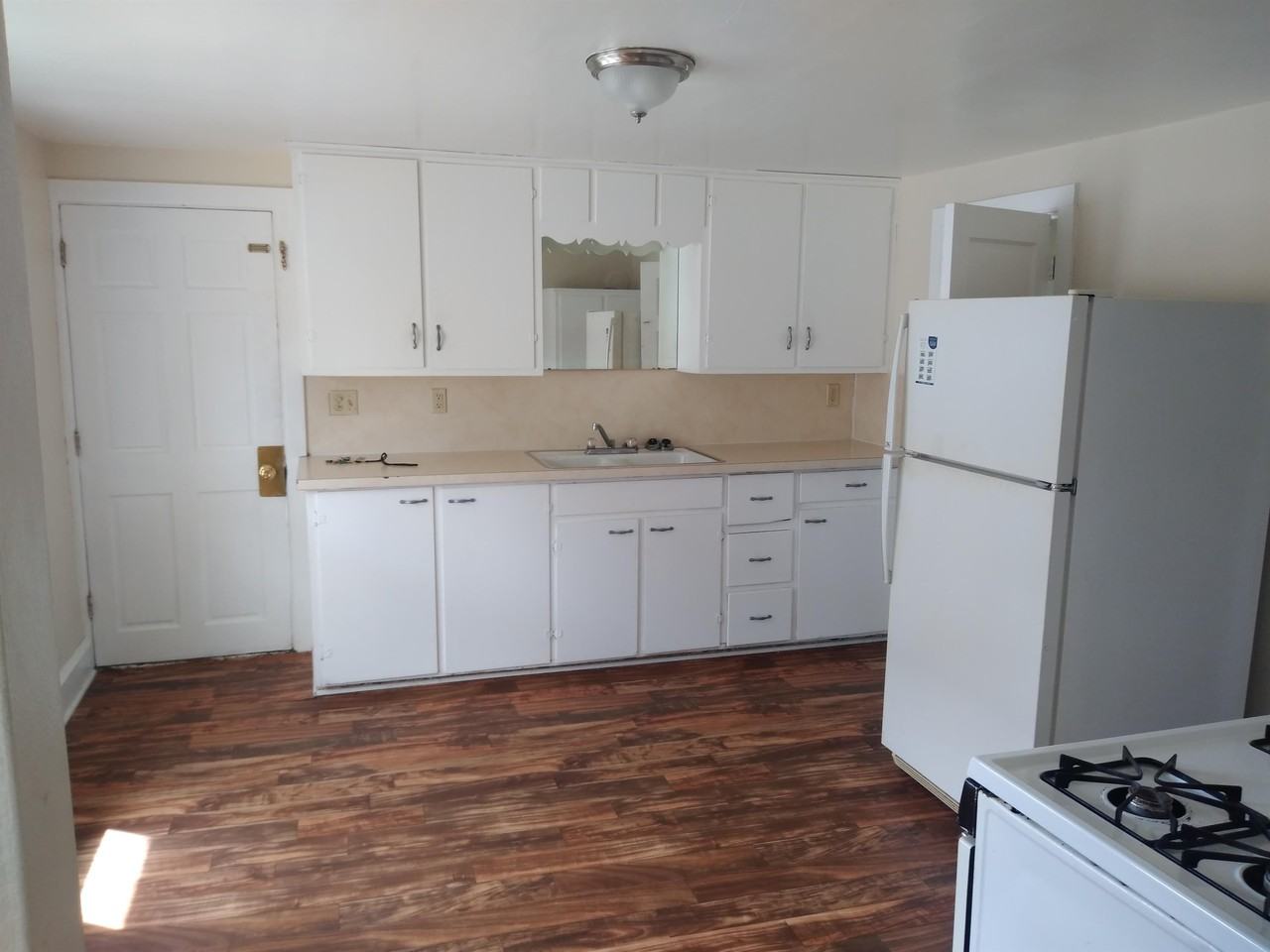 1218/1220 South 19th Street - 2 #1220UPPER - Photo 4 of 25