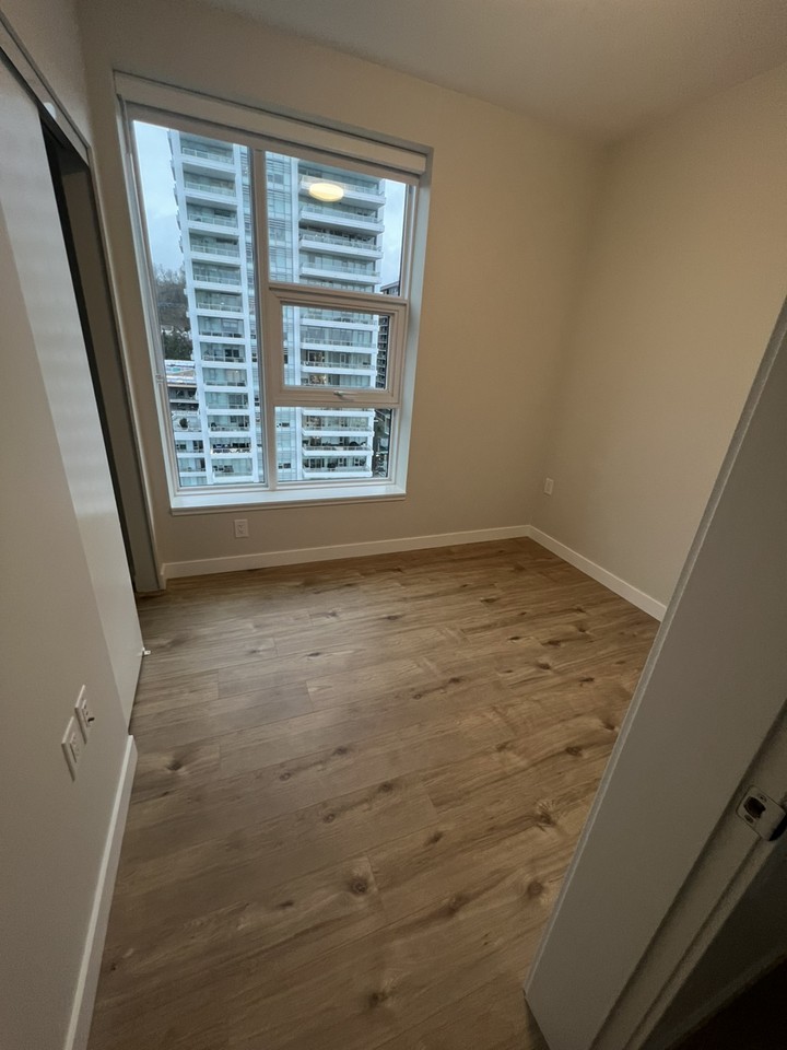 3430 E Kent Ave S #1207 - Photo 5 of 11