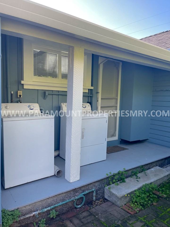 109 19th St #109 - Photo 4 of 15