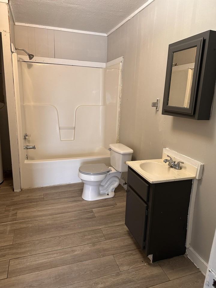 116 DR 980 - A19 #A19 - Photo 6 of 7