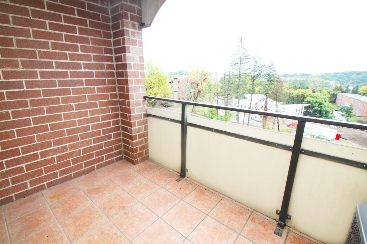 404C Mcknight Cir #C404 - Photo 2 of 15