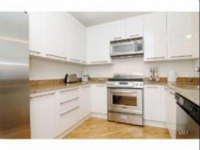 420 East Waterside - Photo 2 of 6
