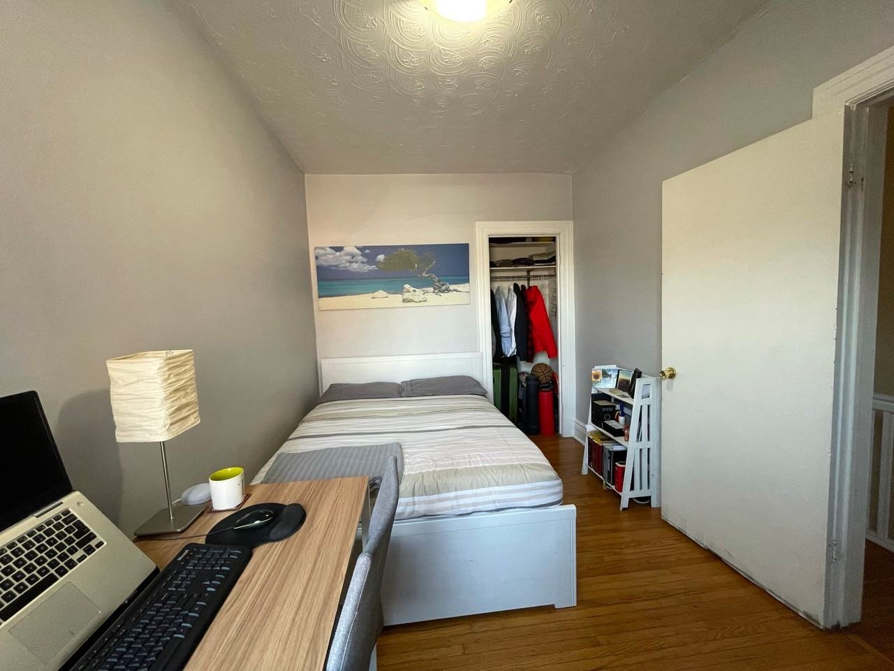 Ossington Ave & Bloor St W