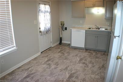 6212 Geneva Way #A - Photo 3 of 10