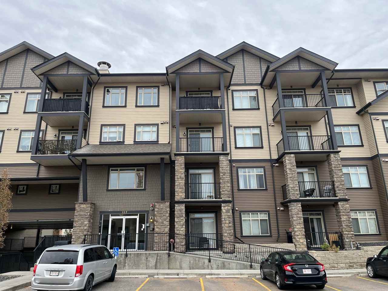 320, 117 Copperpond Common SE - Photo 2 of 12