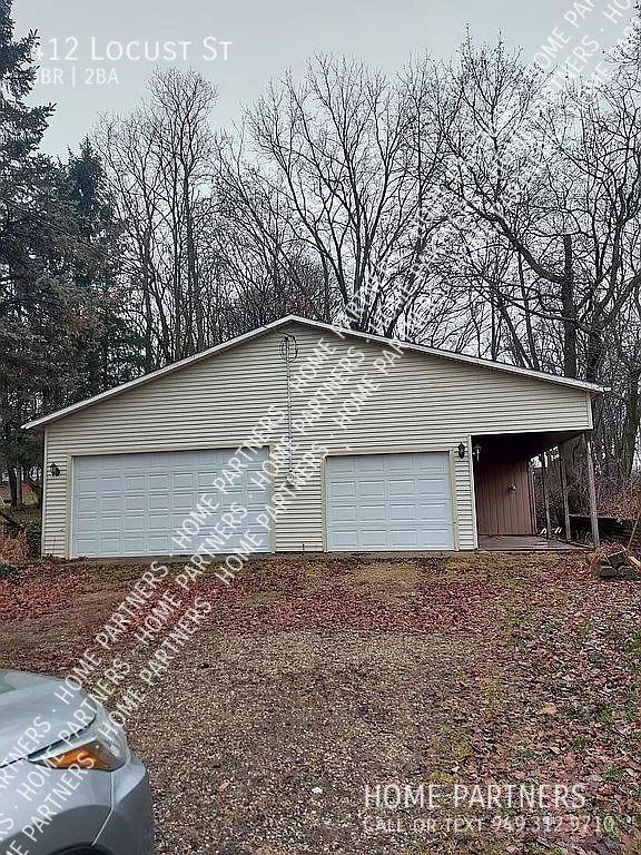 412 Locust St - Photo 2 of 30