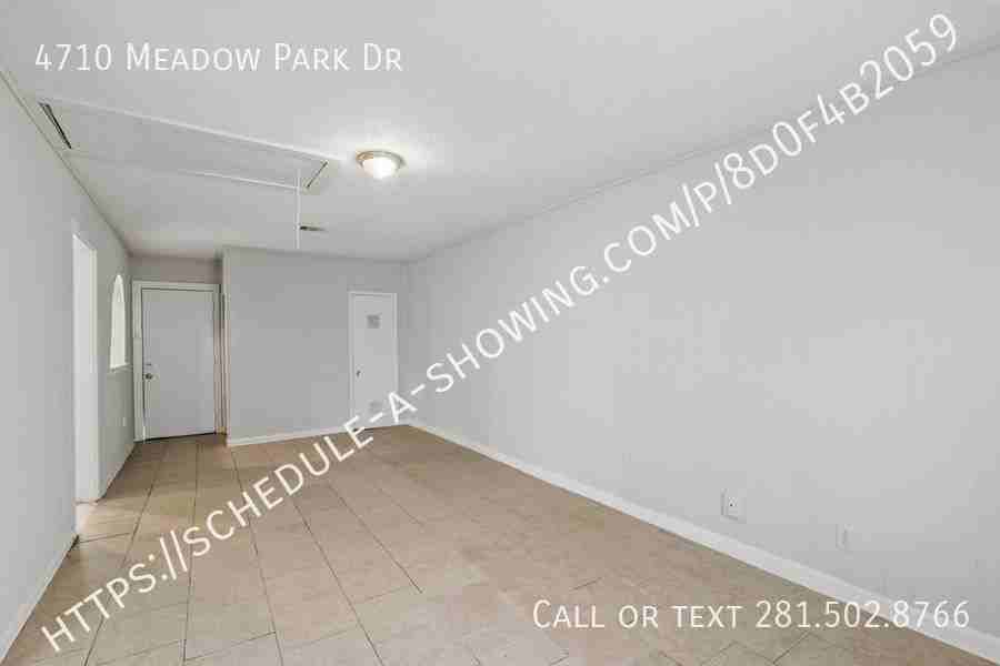 4710 Meadow Park Dr - Photo 2 of 10