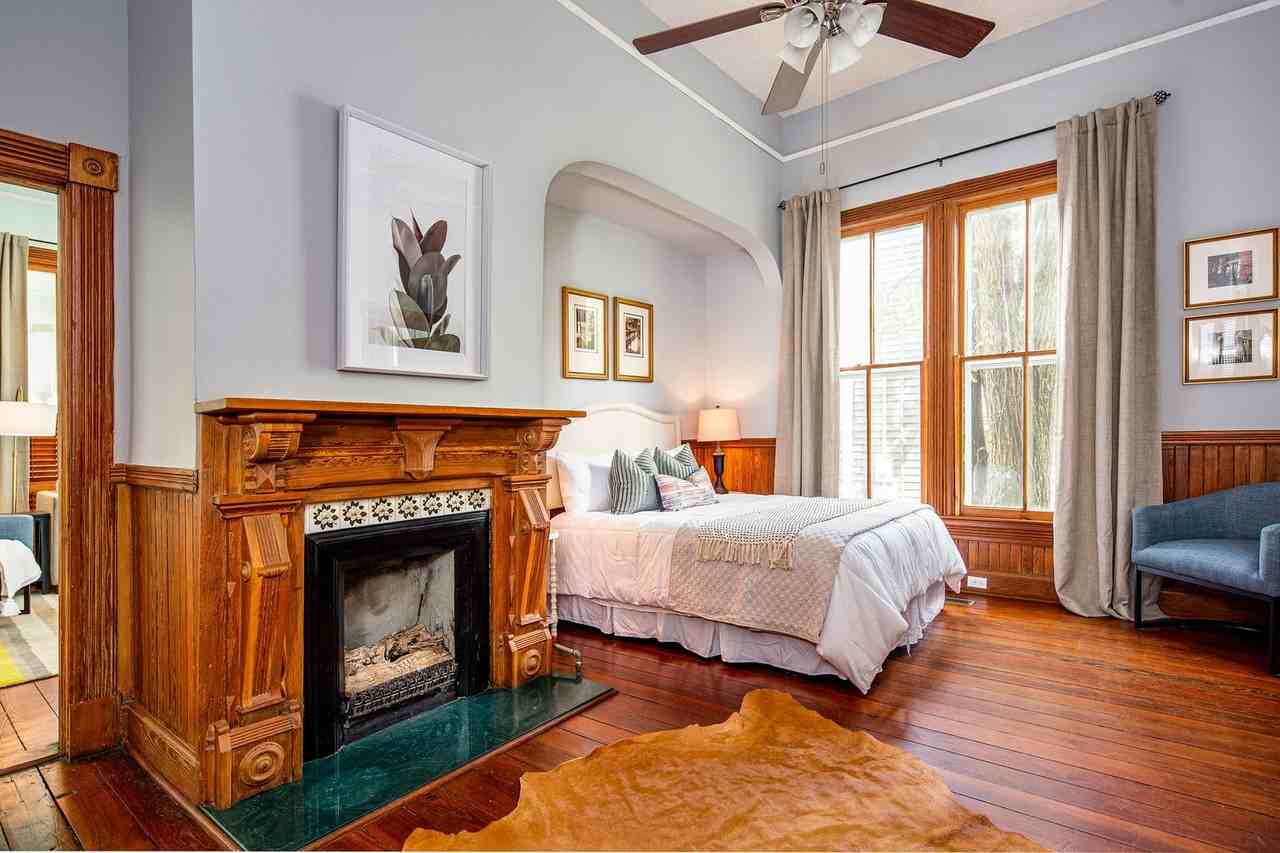 664 664 Arlington Pl - 664 Arlington Pl #1 - Photo 4 of 11