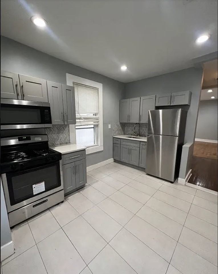 82 Fulton Ave, Jersey City, NJ 07305, USA 2 unit Rentals Zumper