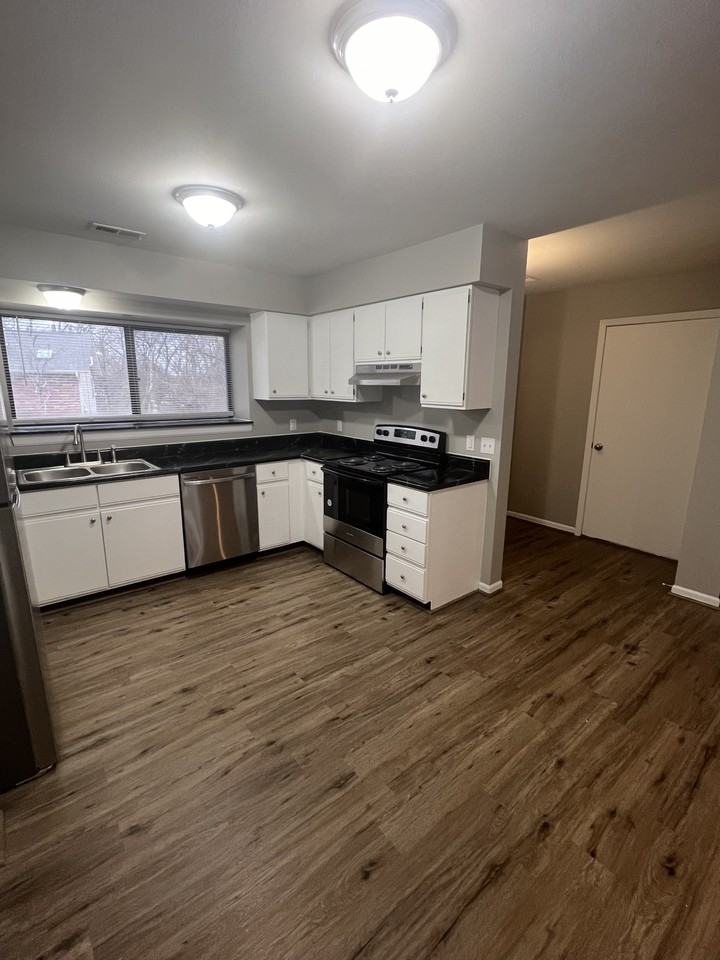 15 Rue De Paix #15 - Photo 3 of 14