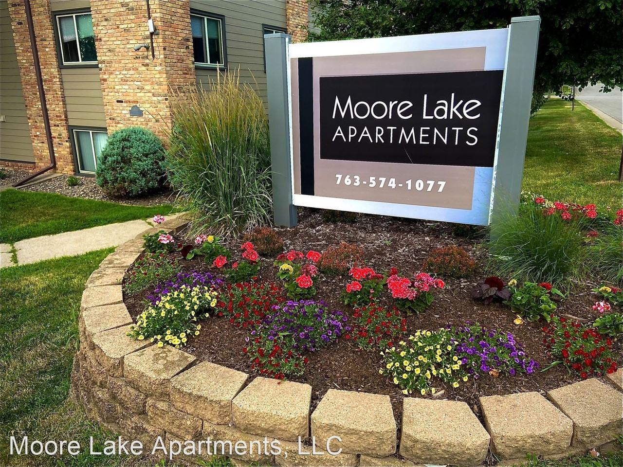 Moore Lake Apartments - Photo 2 of 3