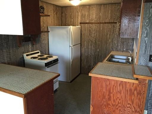 6009 Mission Ave - Photo 2 of 14