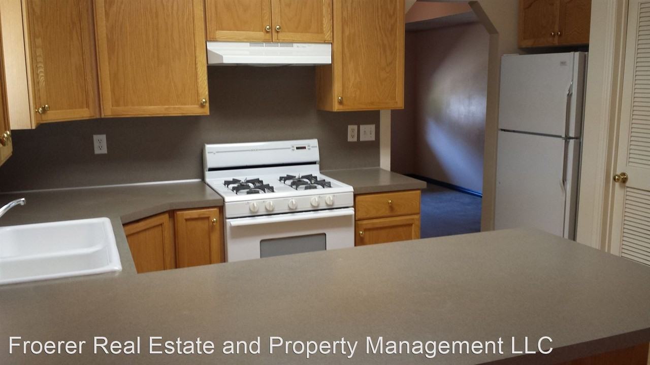 311 E 2300 N - Photo 3 of 9