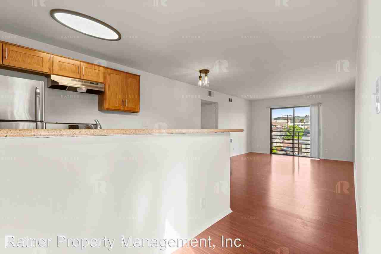 719 Orange Grove Avenue - Photo 2 of 8