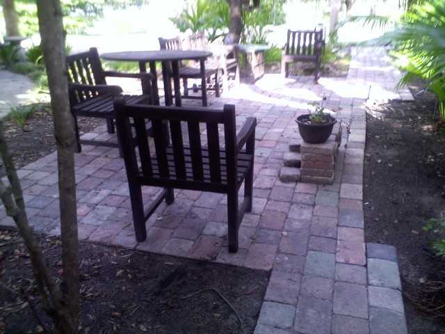 608 Lake Dot Circle - Photo 2 of 12