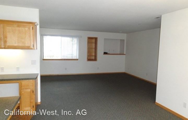 1680, 1684, 1686  Brighton Ave. - Photo 3 of 8