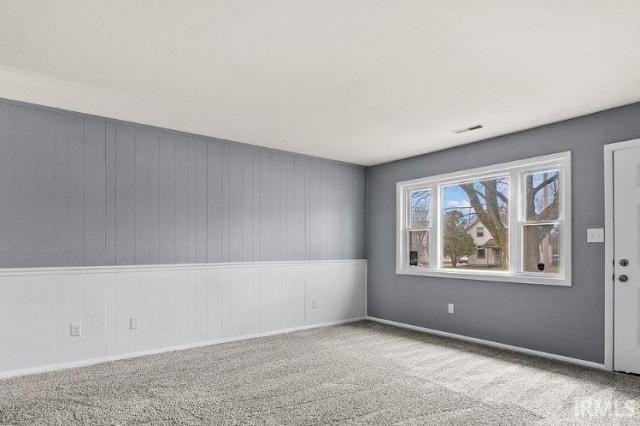 2706 Hobson Rd - Photo 2 of 9