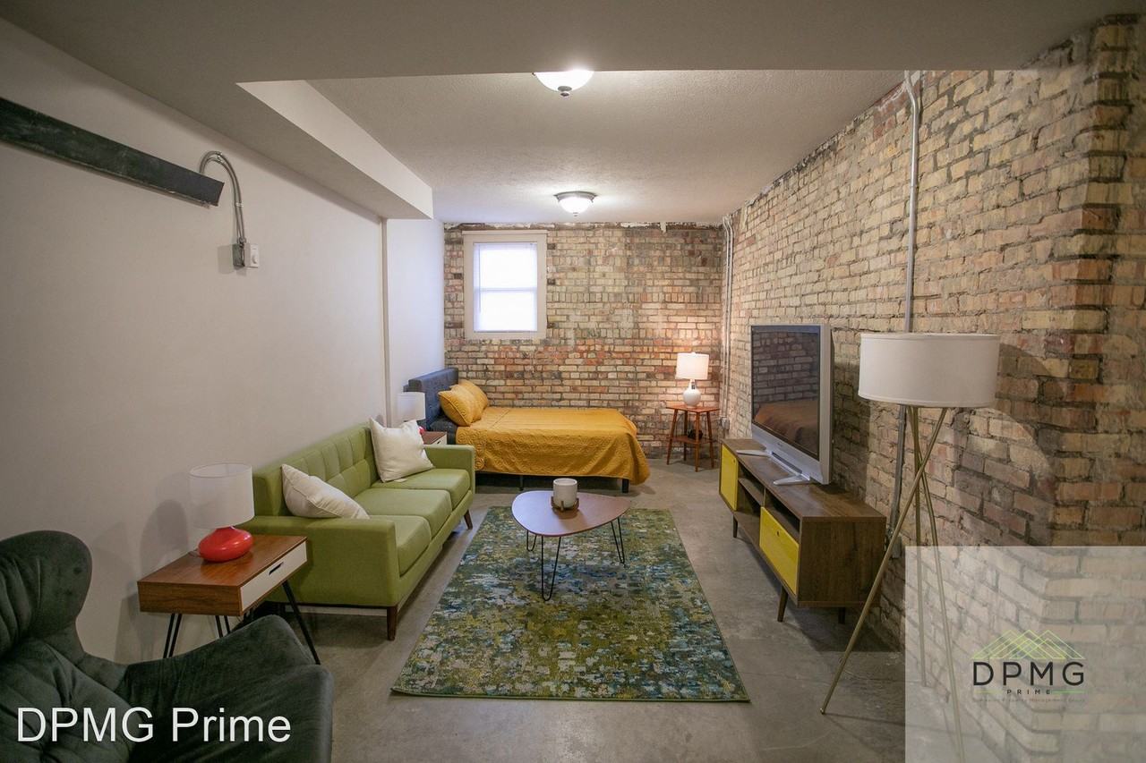 108 S Hosmer - Photo 2 of 16