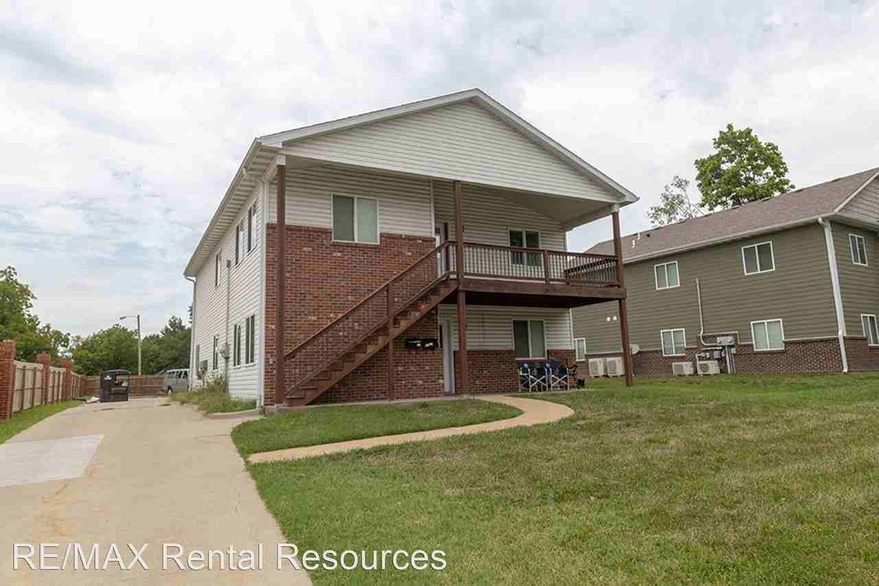 1409 Paris Rd Apartments in Benton Stephens, Columbia, MO 65201 Zumper