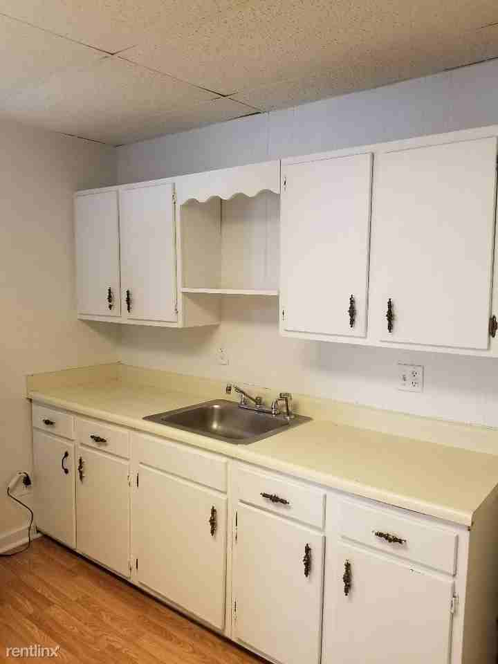 715 Pearl St - Photo 2 of 18