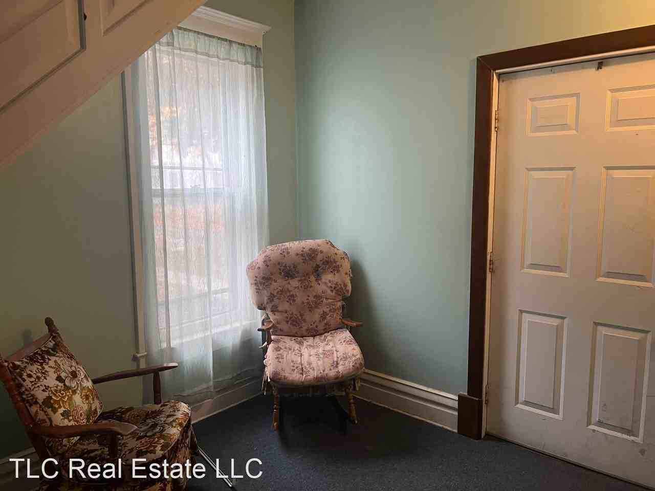 608 Elizabeth St #B - Photo 2 of 14