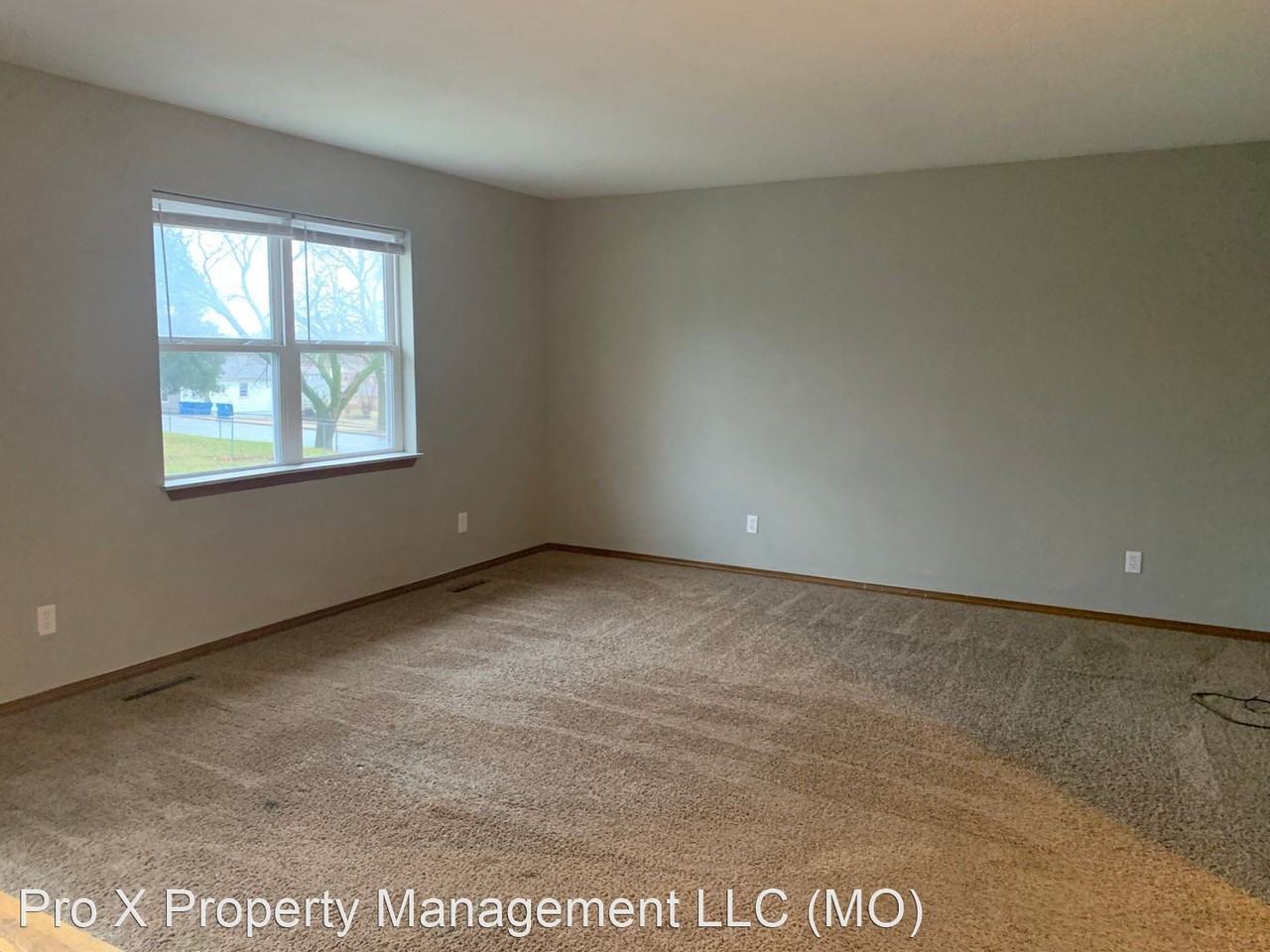 125-131 S St Louis Ave - Photo 2 of 12