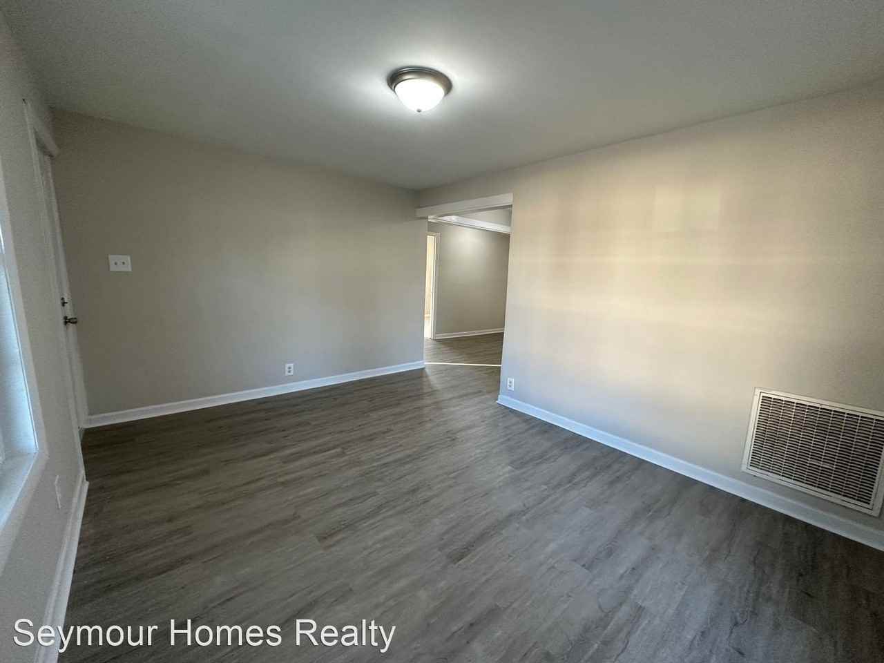 1009 Devereaux St - Photo 3 of 29