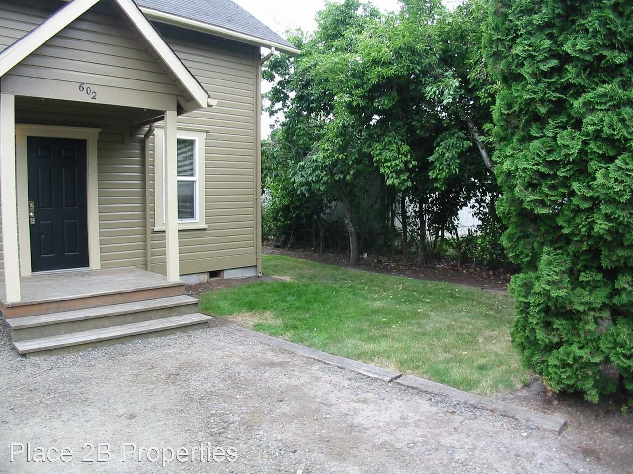 602 Lincoln St - Photo 3 of 17