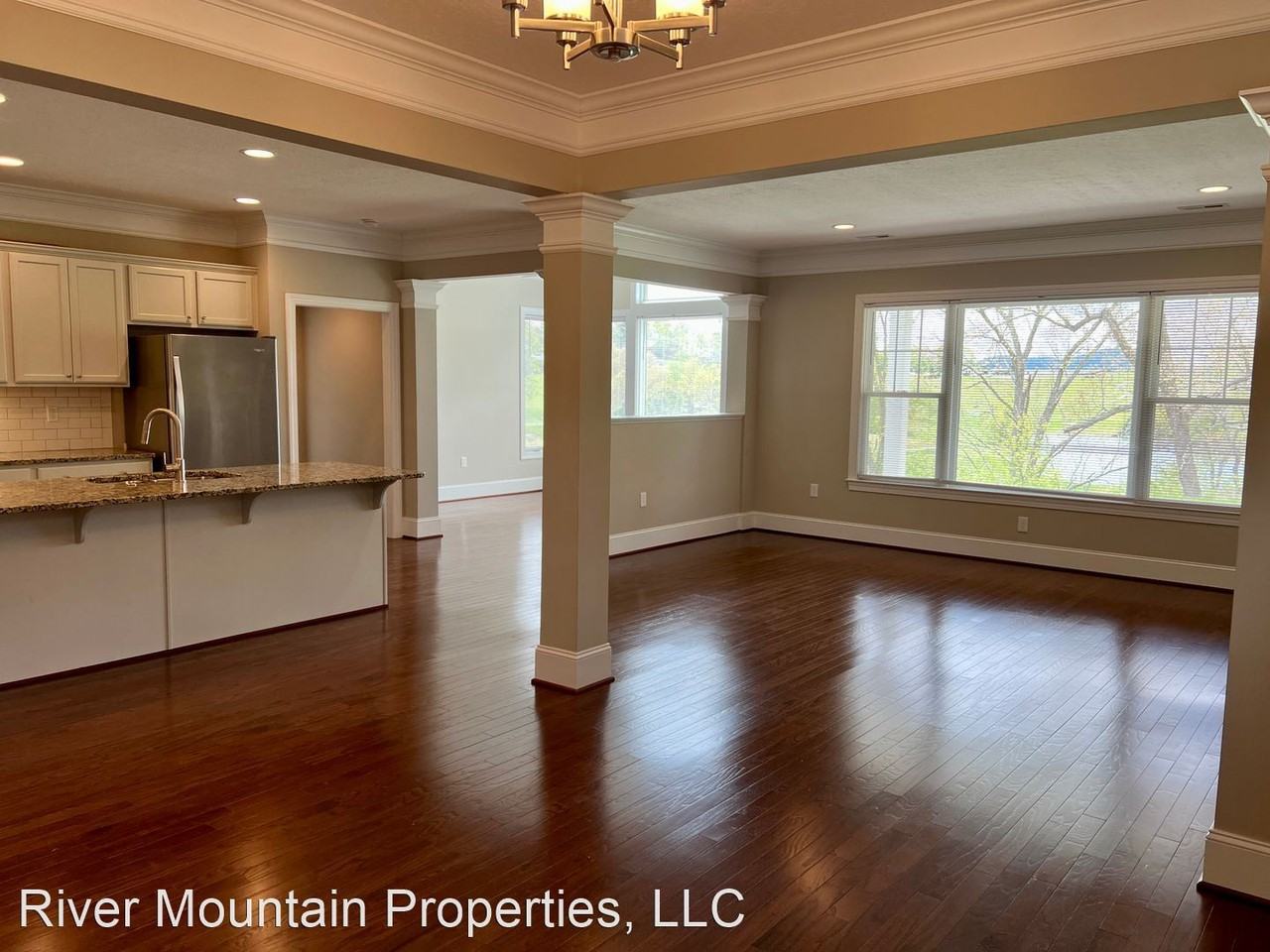 3815 Fairway View Dr - Photo 2 of 38