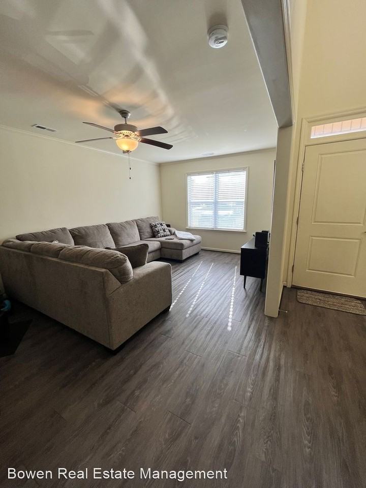 459 Sullivan Loop Rd - Photo 3 of 19