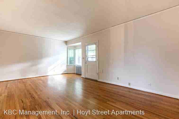 4405 NE Hoyt St - Photo 2 of 12