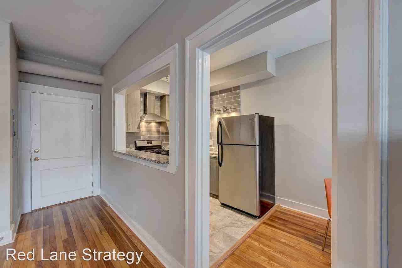 1115 Ponce De Leon - Photo 3 of 11